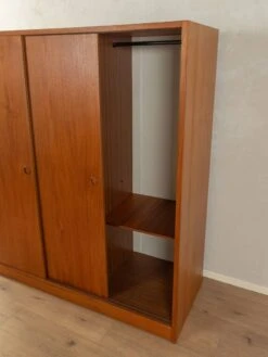 1960swardrobe -Bookcases Sales 027d9d18 78a1 4e8e af5d 40a34ecc7169