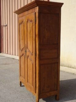 Light Wooden Cupboard, Very Old 36 Light Wooden Cupboard, Very Old -Bookcases Sales 035bfdb4 c932 4540 b5d9 5c1b9022a315