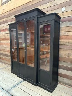 Atypical Showcase Late 19th Century -Bookcases Sales 05127f53 b071 414b b689 7d067469bcb4