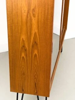 Meuble Danois En Teck Avec Portes En Verre Par Carlo Jensen Pour Hundevad & Co, 1960s -Bookcases Sales 071e5b2f 68e9 4dc8 a05e ec8c5308c867