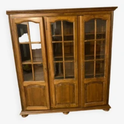 Three-door Bookcase -Bookcases Sales 14376738 fa1f 4732 8ff2 8e19635e3e09