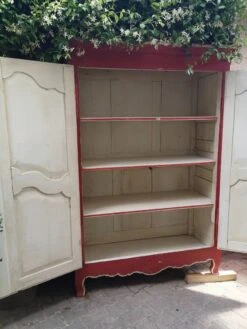 Very Old Louis Xv Wardrobe -Bookcases Sales 15cdacc1 a8ad 41d1 894f 83a5d6a4e1d9