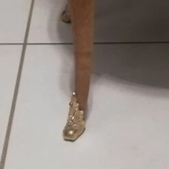 Pedestal Table Or Living Room Table In Louis XV Style Marquetry -Bookcases Sales 15fa6329 4df9 4ec9 87b2 5837097b8288