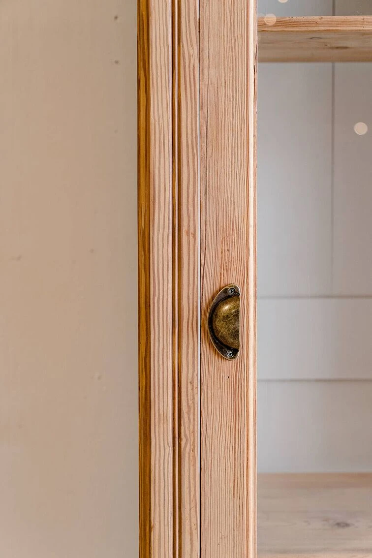 Linen Shelf/ Oak Display Case 15 Linen Shelf/ Oak Display Case - Image 15