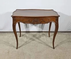 Small Cabaret Table In Mahogany, Louis XV Style, Napoleon III Period – Mid-19th Century 22 Small Cabaret Table In Mahogany, Louis XV Style, Napoleon III Period – Mid-19th Century -Bookcases Sales 173a3330 e7eb 4650 9548 b07cca767636