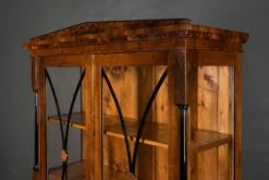 Biedermeier Display Cabinet, Walnut Wood, Germany, 19th Century 19 Biedermeier Display Cabinet, Walnut Wood, Germany, 19th Century -Bookcases Sales 17e95518 de0c 4e1c 8e05 65443431bc48