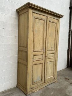 Huge Wardrobe Early 20th Century -Bookcases Sales 17f0ff05 b79d 4025 9bab a1a6458fd0c1