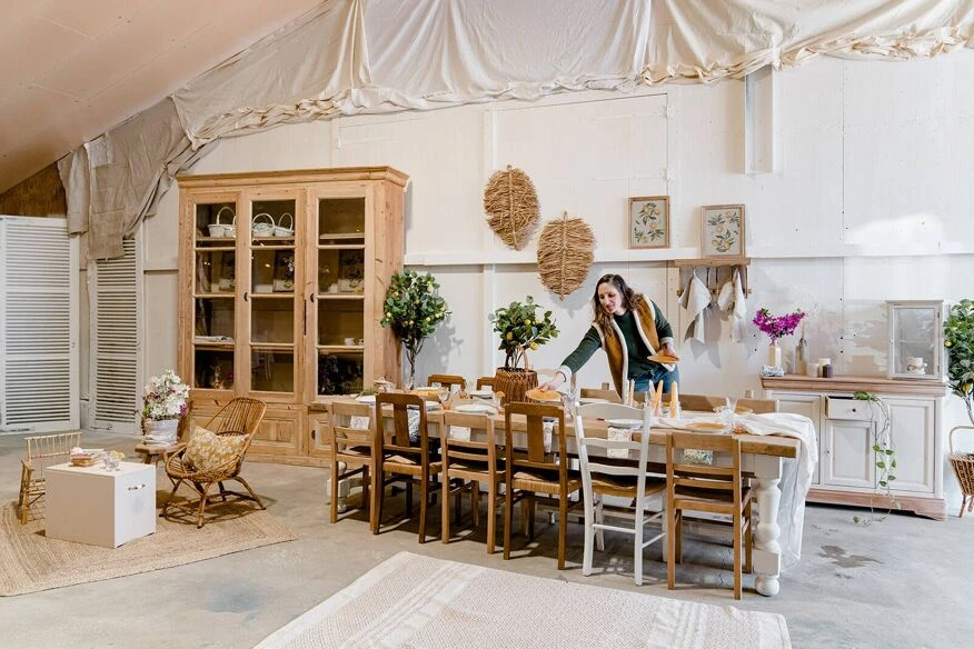 Vintage Wooden Workshop Display Case “Catherine” 15 Vintage Wooden Workshop Display Case “Catherine” - Image 15