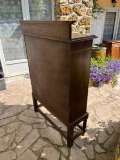 Old 2-door Display Case -Bookcases Sales 1cae9dc5 9b15 4496 a868 a67dc39a0171