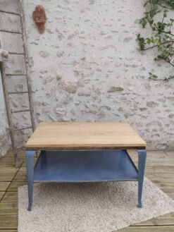 Wood And Metal Coffee Table -Bookcases Sales 1e468d6d 91b4 4116 a69a d5cf6fb18889