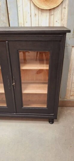 Old Display Cabinet On Legs -Bookcases Sales 1ed6eb13 16fe 4331 b3af 2d5fad7c8785