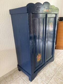 Old Parisian Wardrobe Painted In Midnight Blue -Bookcases Sales 22306893 fd44 4c78 91c5 531890a1b2de