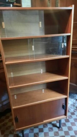 60s Window 29 60s Window -Bookcases Sales 24c9884b 30f3 432e a057 a474ac9a7473