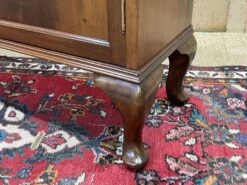 English 3-door Chippendale Display Cabinet In Mahogany From The Early 20th Century -Bookcases Sales 25d9c7a6 64cb 42eb 946f f21e0f7b24c6