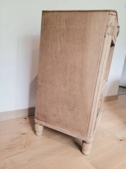 Art Deco Bedside Table / Occasional Piece Of Furniture -Bookcases Sales 2861b7b0 4bc7 4d44 9365 4257e987d29f