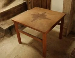 Marquetry Table. -Bookcases Sales 2cd5b756 b76b 44d0 aa8a 56cd74d9888f