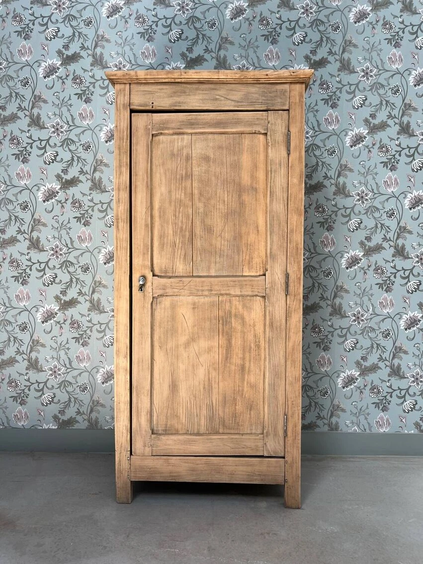 Small Parisian Wardrobe / Bonnetière 2 Small Parisian Wardrobe / Bonnetière - Image 2