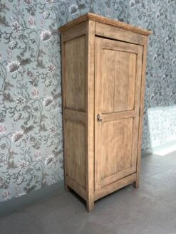 Small Parisian Wardrobe / Bonnetière 17 Small Parisian Wardrobe / Bonnetière -Bookcases Sales 2ebbfb8a 3887 492f 8299 2fa923048e69