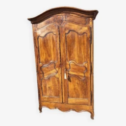 Louis Xv Cabinet In Walnut Gendarme’s Hat -Bookcases Sales 37a36f35 7c78 48bd aba2 bb551d7fd944