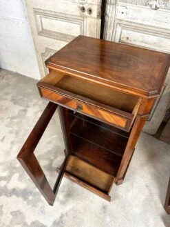 Pair Of Marquetry Display Cases -Bookcases Sales 3a6b08f8 e973 420a 8a9e 030bf3b6700b