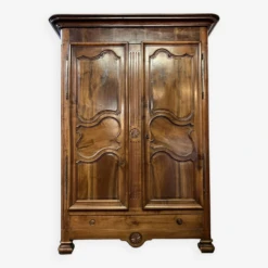 Louis XV - Louis XVI Transition Period Wardrobe In Walnut Circa 1780 -Bookcases Sales 3c4f8abe 98cd 4c5f beb9 989dec3db775
