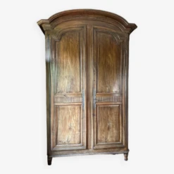 Louis XV Wardrobe In Walnut 18th Century -Bookcases Sales 3c7e6a6d 9bc9 470f b3be 355bd53cf1b5