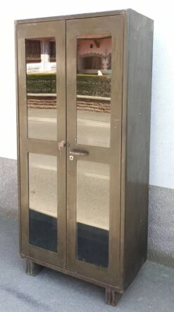 Old Green Glazed Metal Cabinet -Bookcases Sales 3d79b2a9 d04b 4d11 b08b f9622e7fc44b