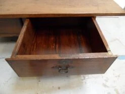 Antique Spanish Coffee Table With 2 Drawers -Bookcases Sales 3e2a88e3 382b 4f99 a6d6 2c26e782faa3