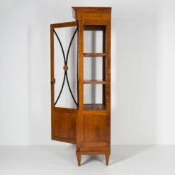 Cherrywood Display Case, Germany, 19th Century, Biedermeier Era 17 Cherrywood Display Case, Germany, 19th Century, Biedermeier Era -Bookcases Sales 4295c14c 9625 4406 9322 27c5ff70aed3