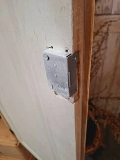 Pine Cabinet -Bookcases Sales 43aec9b2 4e70 4bb3 ba38 d98e06fd4eda