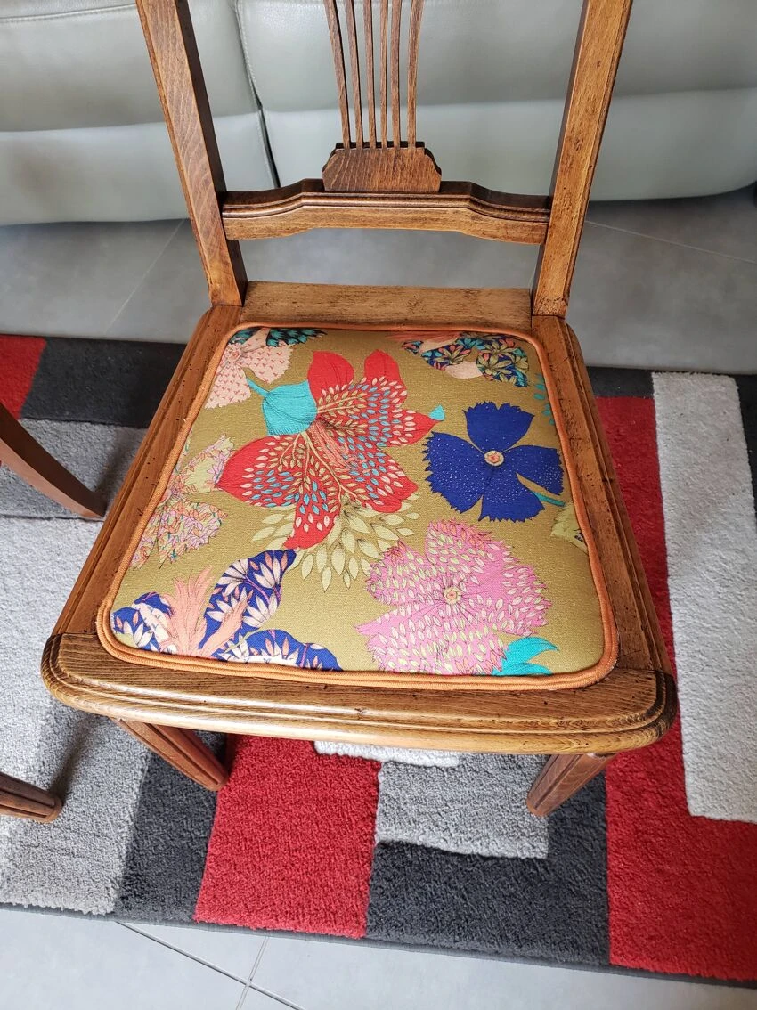 Side Table Or Small Desk With Chair 3 Side Table Or Small Desk With Chair - Image 3