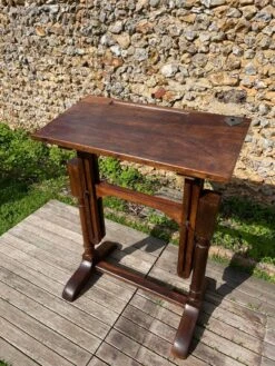 Small Drawing Table With Heart Inkwell ❤️ -Bookcases Sales 44e6e8b2 e5cd 490d 82d5 c023c1648a92
