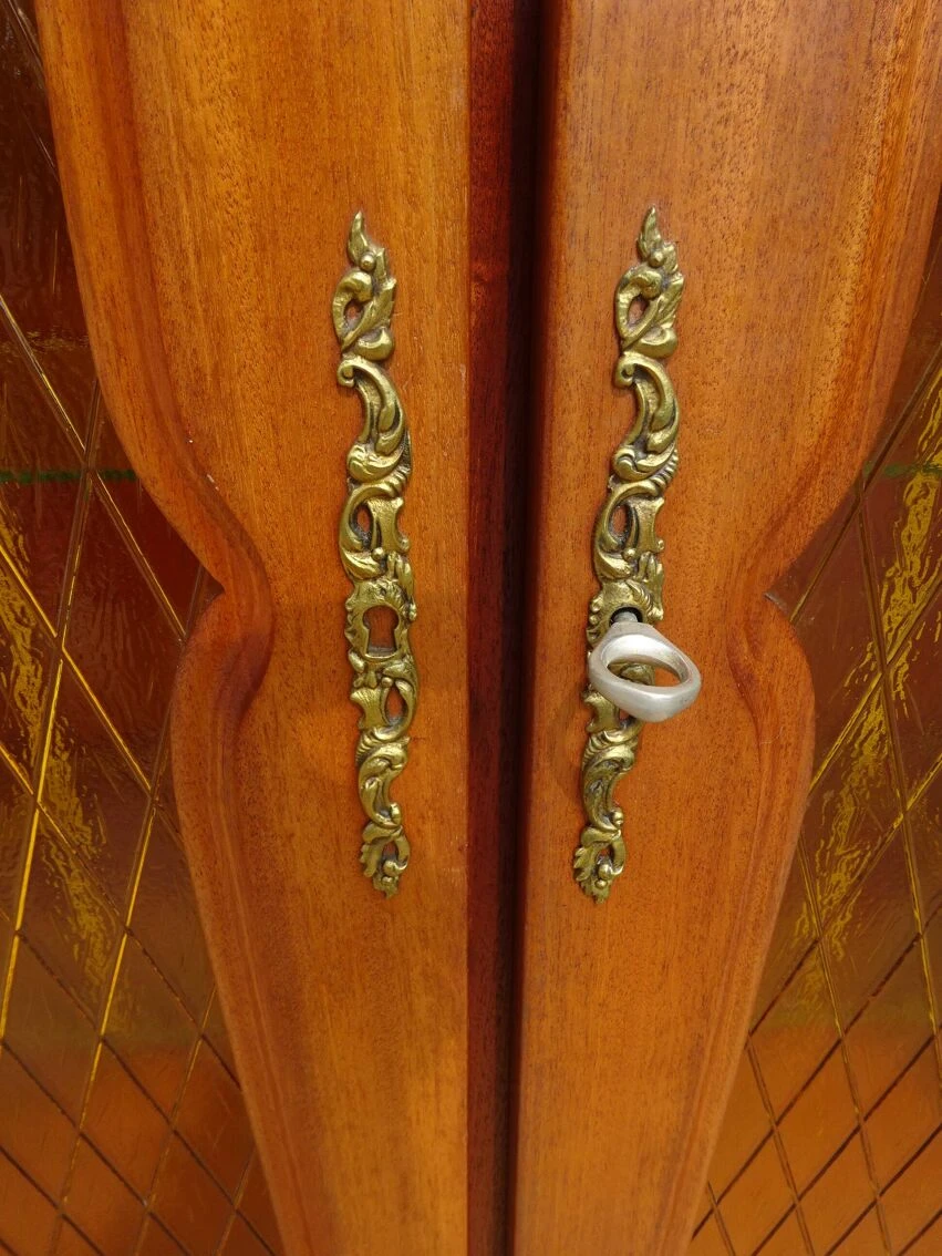 Shallow Louis XV Style Display Case, French Manufacture 1970s 10 Shallow Louis XV Style Display Case, French Manufacture 1970s - Image 10