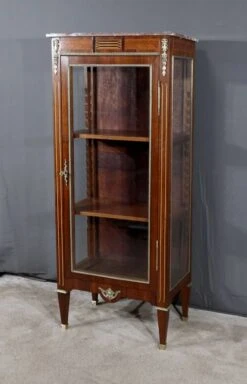 Small Showcase In Marquetry On All Sides, Louis XVI Style – 1920 -Bookcases Sales 481bb272 7cd2 42e7 8f85 6a7e33ca919f