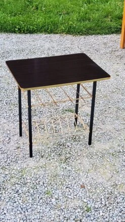 Vintage Side Table From The 60s Formica Top Imitation Rosewood Black And Gold Metal Legs -Bookcases Sales 49dbb3dd bd48 4e46 adaa 1d2cbf42816b