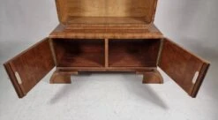 Art Deco Showcase, 1940s