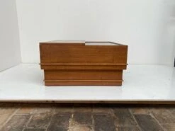 Coffee Table Square -Bookcases Sales 4e6d4492 b81e 4320 873b d29bfae7ef07