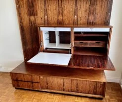 Modular Bookcase A System By Louis Paolozzi In Rio Rosewood - -Bookcases Sales 509ad596 d985 4f7a b57e 656a0c3ec170