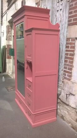 Parisian Hotel Wardrobe Year 1900 -Bookcases Sales 5101557c c3b1 412b a446 51d3a05db0f8