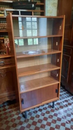 60s Window 37 60s Window -Bookcases Sales 52ccb3b4 7468 47d5 9b7c bbc0d7aa384d