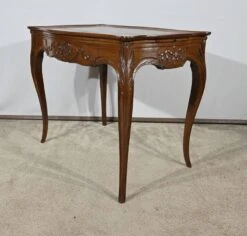 Small Cabaret Table In Mahogany, Louis XV Style, Napoleon III Period – Mid-19th Century 26 Small Cabaret Table In Mahogany, Louis XV Style, Napoleon III Period – Mid-19th Century -Bookcases Sales 53ab1d7d 6f46 4c3d 85d3 d7a70927d435