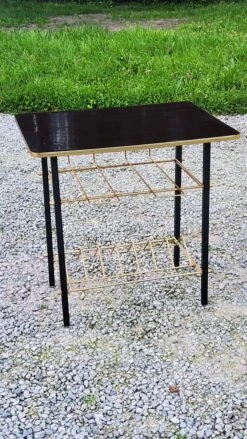 Vintage Side Table From The 60s Formica Top Imitation Rosewood Black And Gold Metal Legs -Bookcases Sales 55727c74 8d22 4d76 8378 f63eed36cdf0