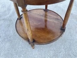 Pedestal Table 37389