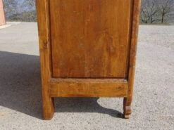 Light Wooden Cupboard, Very Old 23 Light Wooden Cupboard, Very Old -Bookcases Sales 5aaa0fda 255f 41be 9f73 540bdd16a2bd