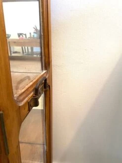 Vintage Art Deco Showcase In Wood With Mirror Background -Bookcases Sales 5ab67452 81d4 4134 9036 314e5a133344