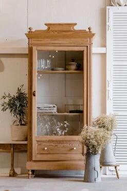 Linen Shelf/ Oak Display Case 30 Linen Shelf/ Oak Display Case -Bookcases Sales 5d5dc210 b762 4987 b455 381013529071