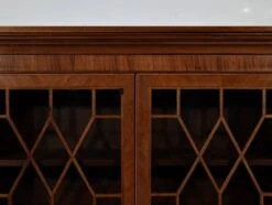 Small English Mahogany Showcase, Georgian Style – Late 19th Century -Bookcases Sales 5f580155 5c15 4615 bafe 2f38ce0da429