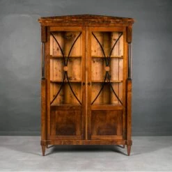 Biedermeier Display Cabinet, Walnut Wood, Germany, 19th Century 27 Biedermeier Display Cabinet, Walnut Wood, Germany, 19th Century -Bookcases Sales 607ca0d5 5a8a 4afc 9b80 b39c29a212e5