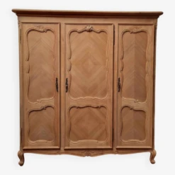 3 Door Wardrobe In Natural Wood 31 3 Door Wardrobe In Natural Wood -Bookcases Sales 62b3f888 ab44 4af5 9ccc c56e009658d8