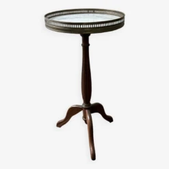 XVI Style Marble Pedestal Table -Bookcases Sales 64bf11cc a7a1 4d41 b4d3 0e530cc1106c